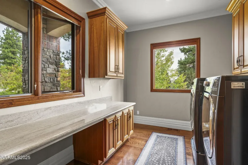 370 Timberlake, Reno, Nevada 89511, 4 Bedrooms Bedrooms, ,5 BathroomsBathrooms,Residential,Residential,Timberlake,250055202