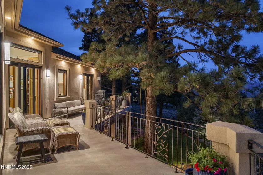 370 Timberlake, Reno, Nevada 89511, 4 Bedrooms Bedrooms, ,5 BathroomsBathrooms,Residential,Residential,Timberlake,250055202