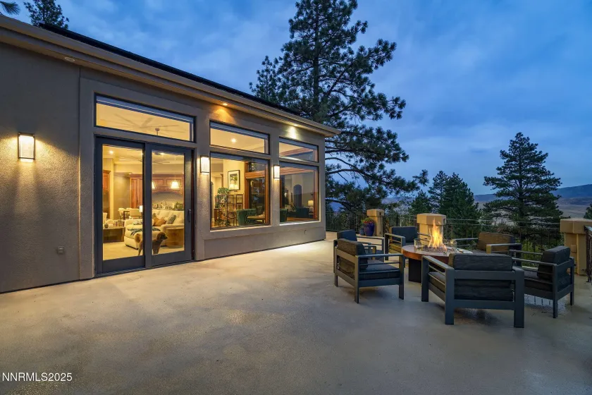 370 Timberlake, Reno, Nevada 89511, 4 Bedrooms Bedrooms, ,5 BathroomsBathrooms,Residential,Residential,Timberlake,250055202