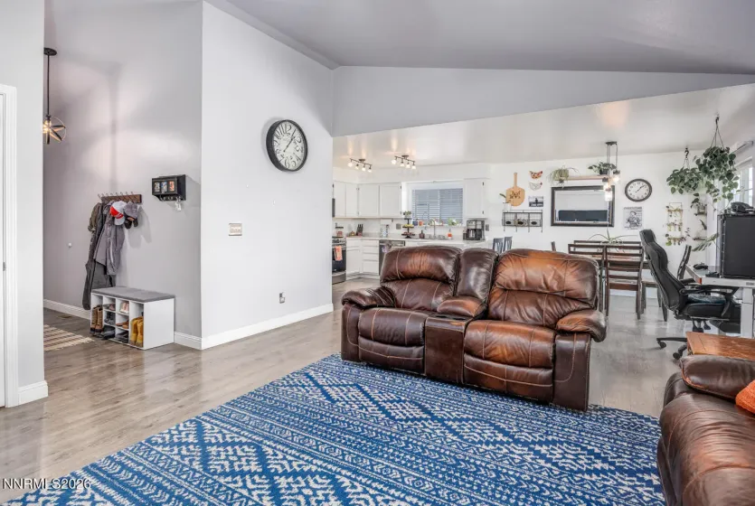 2530 Birch, Fallon, Nevada 89406, 3 Bedrooms Bedrooms, ,2 BathroomsBathrooms,Residential,Residential,Birch,260002592