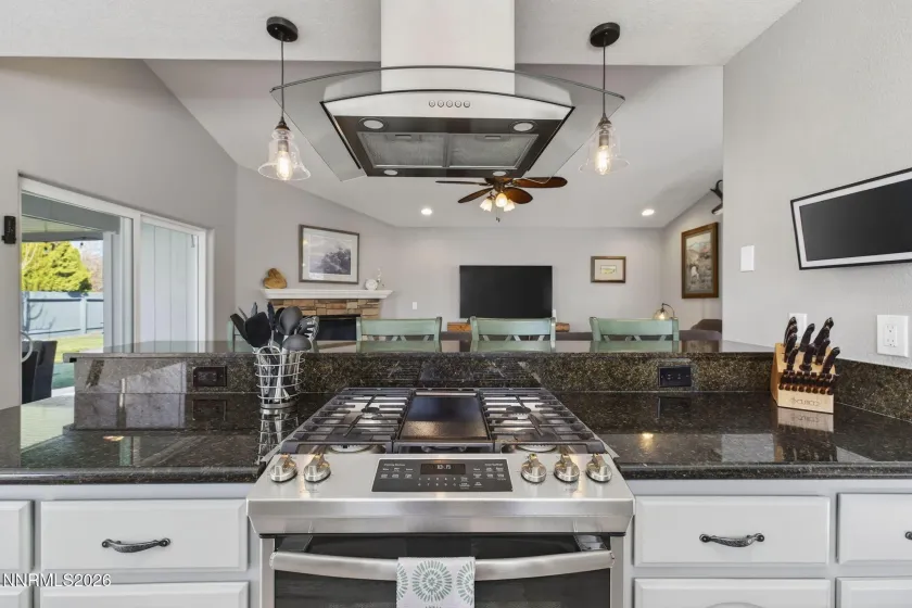 2980 Del Rio, Minden, Nevada 89423, 4 Bedrooms Bedrooms, ,2 BathroomsBathrooms,Residential,Residential,Del Rio,260002593