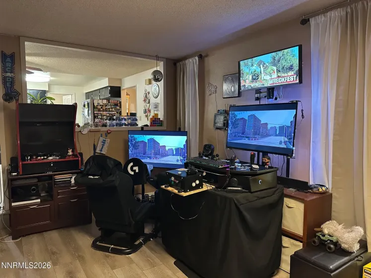 4185 Mira Loma, Reno, Nevada 89502, 3 Bedrooms Bedrooms, ,3 BathroomsBathrooms,Residential,Residential,Mira Loma,260002595