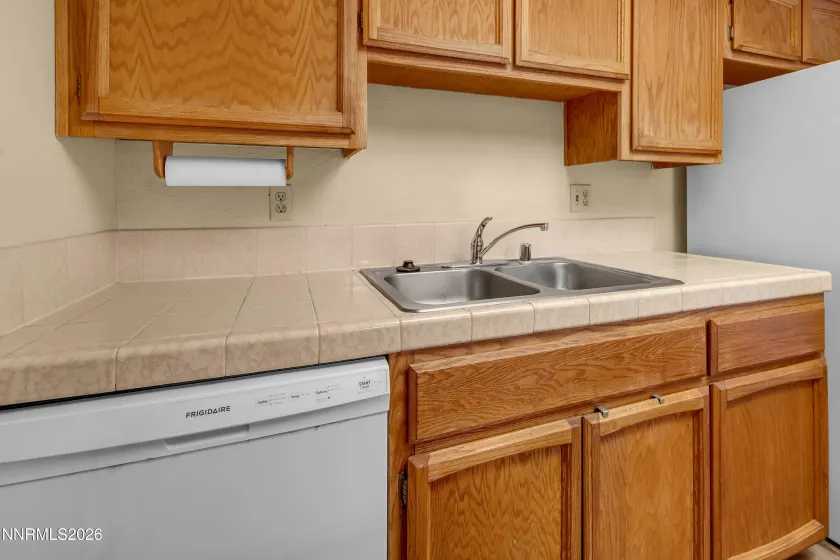 2845 Idlewild, Reno, Nevada 89509, 2 Bedrooms Bedrooms, ,1 BathroomBathrooms,Residential,Residential,Idlewild,260002590