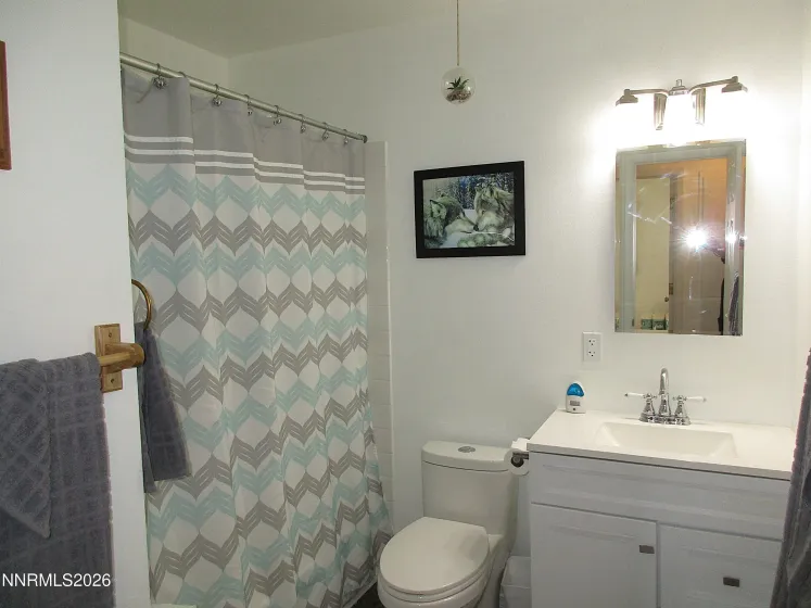 812 Chernus, Carson City, Nevada 89703, 3 Bedrooms Bedrooms, ,2 BathroomsBathrooms,Residential,Residential,Chernus,260002608