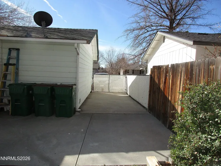 812 Chernus, Carson City, Nevada 89703, 3 Bedrooms Bedrooms, ,2 BathroomsBathrooms,Residential,Residential,Chernus,260002608