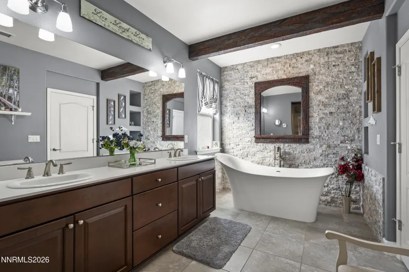 3010 Bull Rider, Reno, Nevada 89521, 3 Bedrooms Bedrooms, ,3 BathroomsBathrooms,Residential,Residential,Bull Rider,260002610