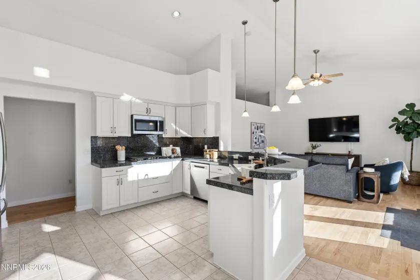 325 Old Washoe, Washoe Valley, Nevada 89704, 4 Bedrooms Bedrooms, ,3 BathroomsBathrooms,Residential,Residential,Old Washoe,260002615