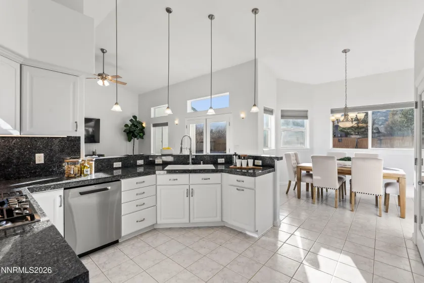 325 Old Washoe, Washoe Valley, Nevada 89704, 4 Bedrooms Bedrooms, ,3 BathroomsBathrooms,Residential,Residential,Old Washoe,260002615