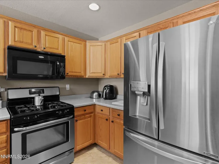 400 Bens, Fernley, Nevada 89408, 3 Bedrooms Bedrooms, ,2 BathroomsBathrooms,Residential,Residential,Bens,260002619