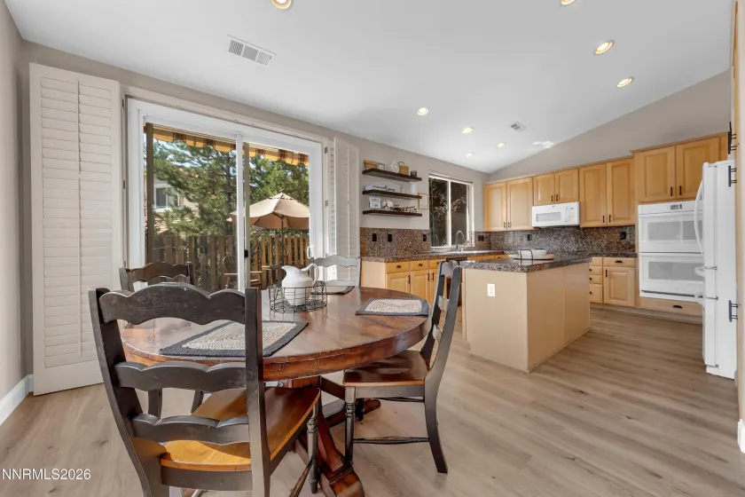 2960 Sage Ridge, Reno, Nevada 89509, 3 Bedrooms Bedrooms, ,2 BathroomsBathrooms,Residential,Residential,Sage Ridge,260002618