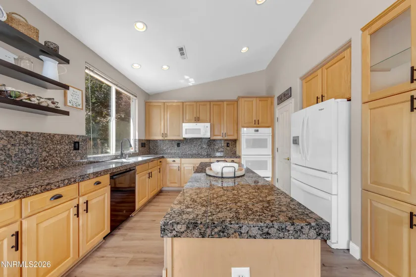 2960 Sage Ridge, Reno, Nevada 89509, 3 Bedrooms Bedrooms, ,2 BathroomsBathrooms,Residential,Residential,Sage Ridge,260002618