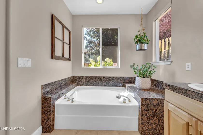 2960 Sage Ridge, Reno, Nevada 89509, 3 Bedrooms Bedrooms, ,2 BathroomsBathrooms,Residential,Residential,Sage Ridge,260002618