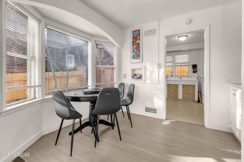 1111 Strand, Reno, Nevada 89503, ,1 BathroomBathrooms,Residential Income,Residential,Strand,260002060