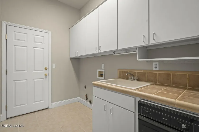 1599 Rio Grande, Reno, Nevada 89521, 3 Bedrooms Bedrooms, ,3 BathroomsBathrooms,Residential,Residential,Rio Grande,260002625