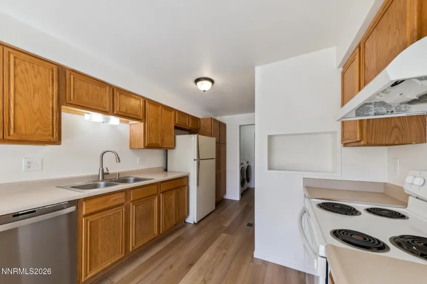 14 Condor, Carson City, Nevada 89701, 3 Bedrooms Bedrooms, ,3 BathroomsBathrooms,Residential,Residential,Condor,260002630