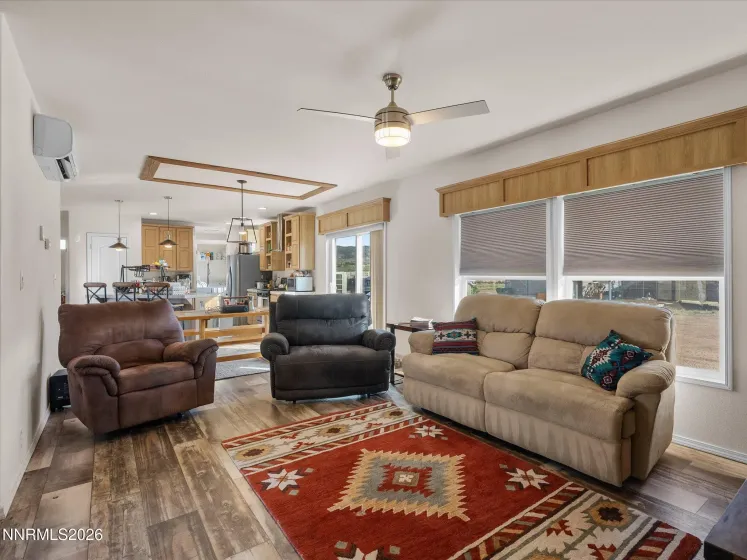 4555 Amy, Reno, Nevada 89510, 3 Bedrooms Bedrooms, ,2 BathroomsBathrooms,Residential,Residential,Amy,260002631