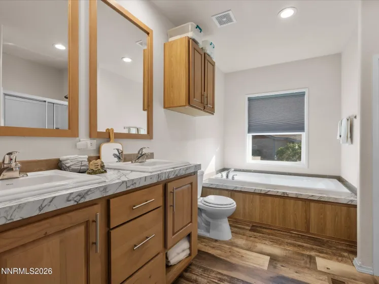 4555 Amy, Reno, Nevada 89510, 3 Bedrooms Bedrooms, ,2 BathroomsBathrooms,Residential,Residential,Amy,260002631