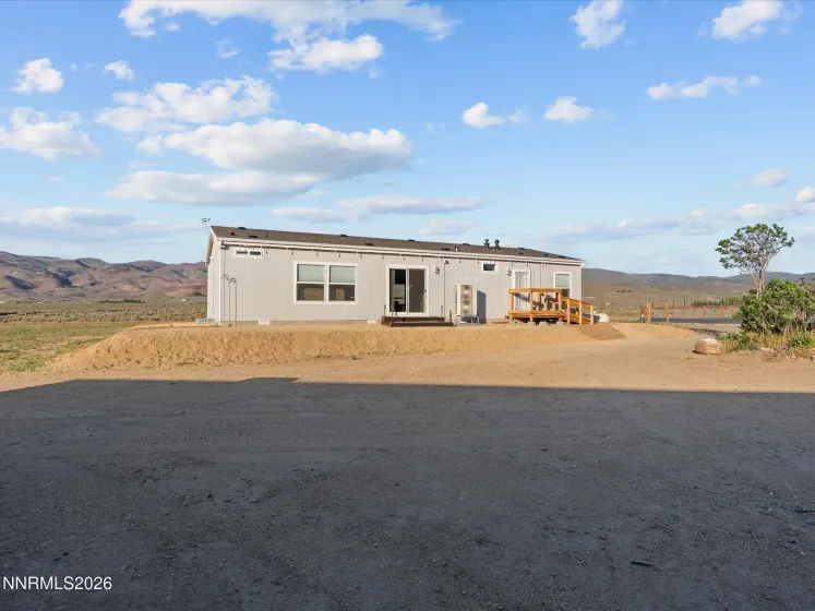 4555 Amy, Reno, Nevada 89510, 3 Bedrooms Bedrooms, ,2 BathroomsBathrooms,Residential,Residential,Amy,260002631
