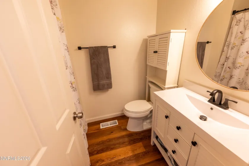 6764 Honeysuckle, Reno, Nevada 89506, 2 Bedrooms Bedrooms, ,2 BathroomsBathrooms,Residential,Residential,Honeysuckle,260002640