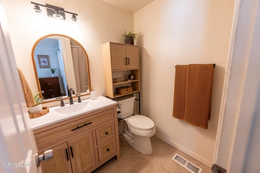 6764 Honeysuckle, Reno, Nevada 89506, 2 Bedrooms Bedrooms, ,2 BathroomsBathrooms,Residential,Residential,Honeysuckle,260002640