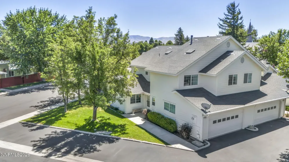 1179 Cottonwood, Gardnerville, Nevada 89410, 2 Bedrooms Bedrooms, ,3 BathroomsBathrooms,Residential,Residential,Cottonwood,260002637