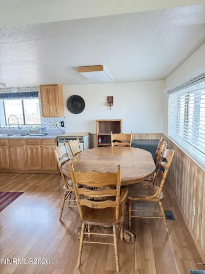321 Silver, Elko, Nevada 89801, 3 Bedrooms Bedrooms, ,2 BathroomsBathrooms,Residential,Residential,Silver,260002649