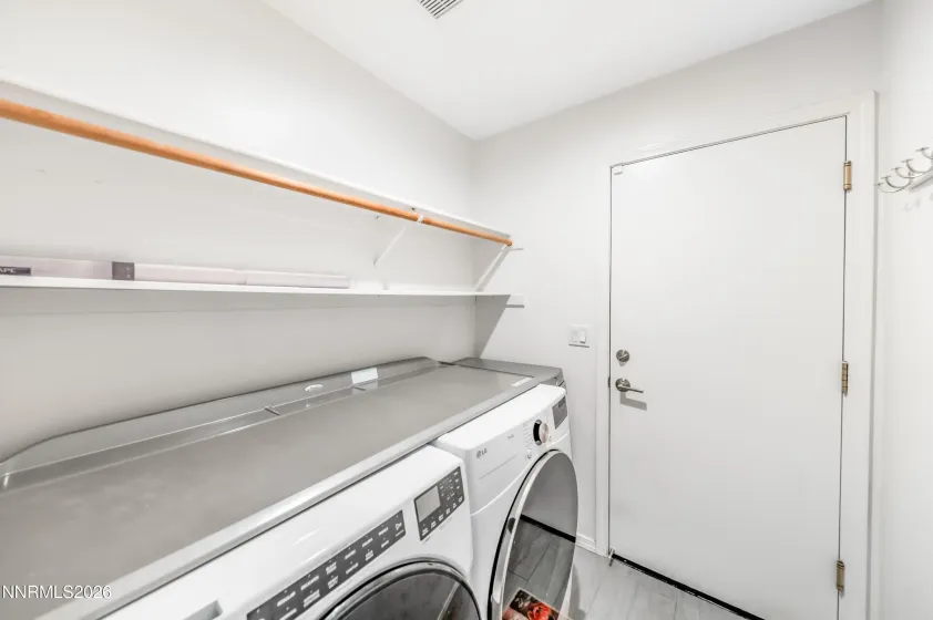 5865 Mitra, Reno, Nevada 89523, 3 Bedrooms Bedrooms, ,2 BathroomsBathrooms,Residential,Residential,Mitra,260002651