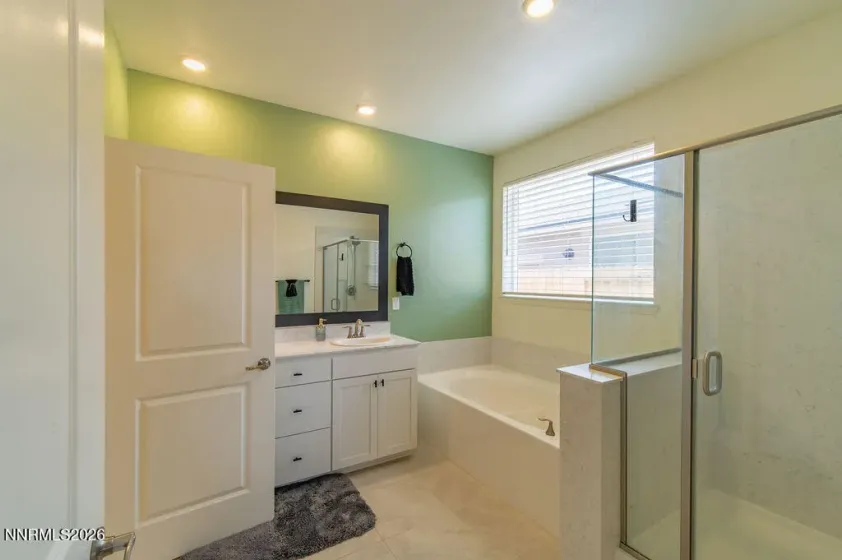 1124 Dapple, Minden, Nevada 89423, 3 Bedrooms Bedrooms, ,2 BathroomsBathrooms,Residential,Residential,Dapple,260002655