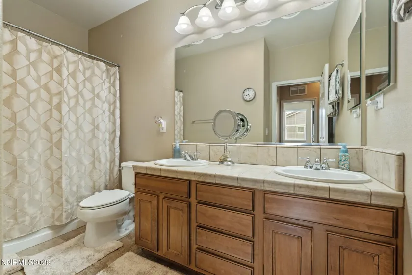 4289 Black Hills, Sparks, Nevada 89436, 4 Bedrooms Bedrooms, ,3 BathroomsBathrooms,Residential,Residential,Black Hills,260002656