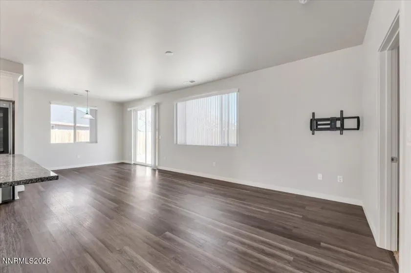 1910 Patrick, Fernley, Nevada 89408, 3 Bedrooms Bedrooms, ,2 BathroomsBathrooms,Residential,Residential,Patrick,260002658