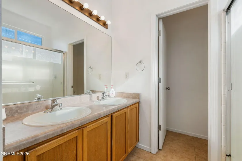 9190 Brightridge, Reno, Nevada 89506, 3 Bedrooms Bedrooms, ,2 BathroomsBathrooms,Residential,Residential,Brightridge,260002665