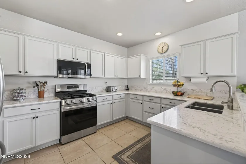 1348 Chichester, Gardnerville, Nevada 89410, 3 Bedrooms Bedrooms, ,3 BathroomsBathrooms,Residential,Residential,Chichester,260002669