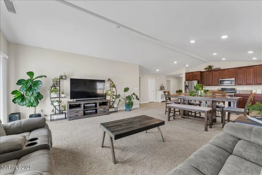 7110 Quill, Reno, Nevada 89506, 4 Bedrooms Bedrooms, ,2 BathroomsBathrooms,Residential,Residential,Quill,260002670