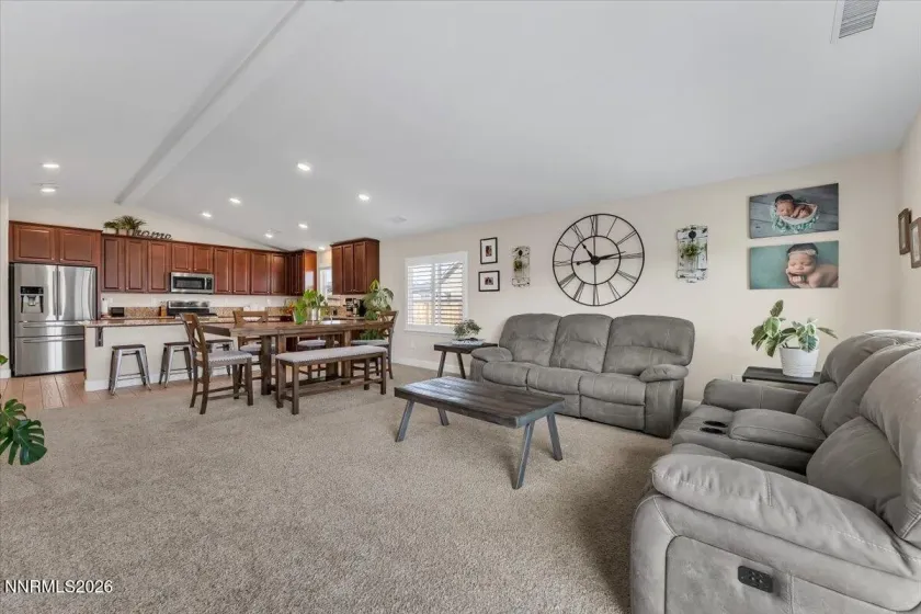 7110 Quill, Reno, Nevada 89506, 4 Bedrooms Bedrooms, ,2 BathroomsBathrooms,Residential,Residential,Quill,260002670