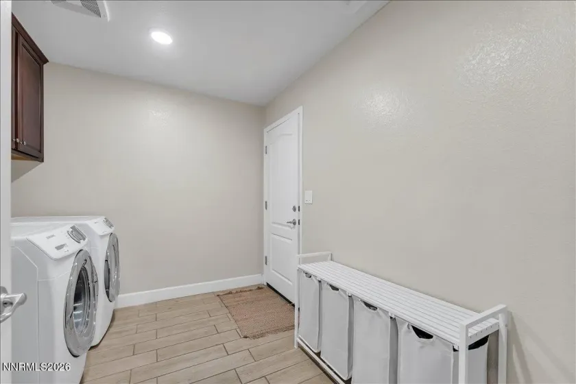 7110 Quill, Reno, Nevada 89506, 4 Bedrooms Bedrooms, ,2 BathroomsBathrooms,Residential,Residential,Quill,260002670