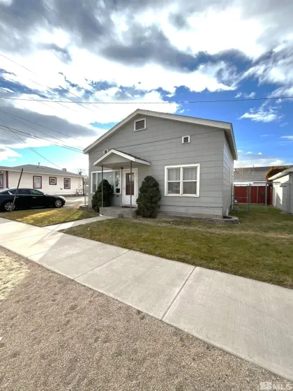 241 5th, Sparks, Nevada 89431, 2 Bedrooms Bedrooms, ,1 BathroomBathrooms,Residential Lease,Manufactured,5th,260002673