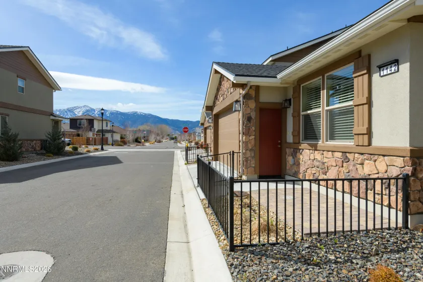 1142 Montevideo, Minden, Nevada 89423, 3 Bedrooms Bedrooms, ,3 BathroomsBathrooms,Residential,Residential,Montevideo,260002674