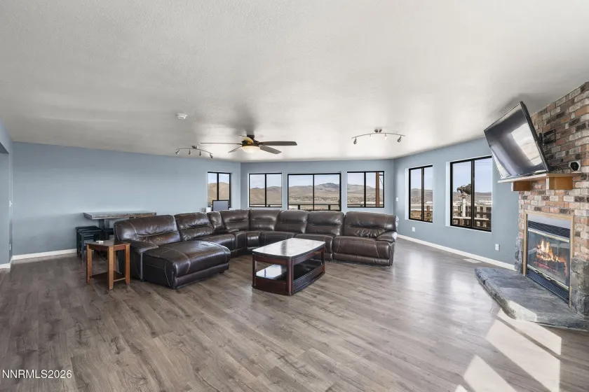 9906 Virginia, Reno, Nevada 89506, 4 Bedrooms Bedrooms, ,3 BathroomsBathrooms,Residential,Residential,Virginia,260002677