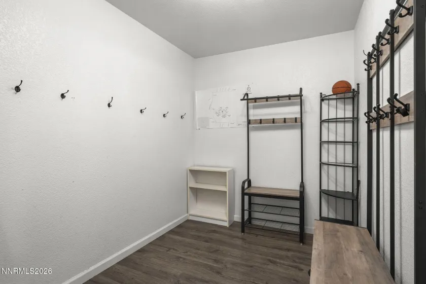 9906 Virginia, Reno, Nevada 89506, 4 Bedrooms Bedrooms, ,3 BathroomsBathrooms,Residential,Residential,Virginia,260002677