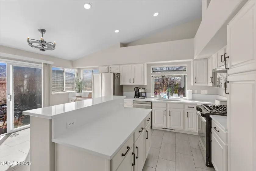 2790 Fairwood, Reno, Nevada 89502, 3 Bedrooms Bedrooms, ,2 BathroomsBathrooms,Residential,Residential,Fairwood,260002678