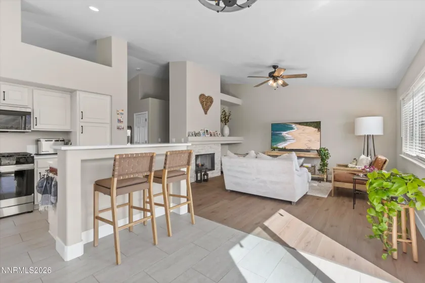 2790 Fairwood, Reno, Nevada 89502, 3 Bedrooms Bedrooms, ,2 BathroomsBathrooms,Residential,Residential,Fairwood,260002678