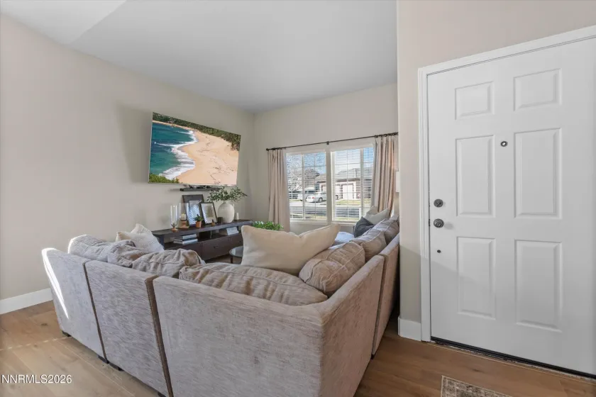 2790 Fairwood, Reno, Nevada 89502, 3 Bedrooms Bedrooms, ,2 BathroomsBathrooms,Residential,Residential,Fairwood,260002678