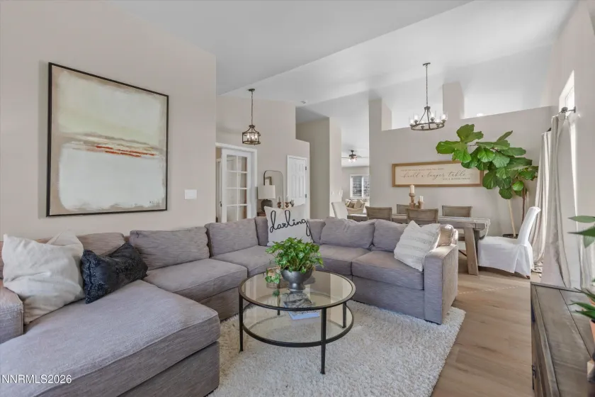 2790 Fairwood, Reno, Nevada 89502, 3 Bedrooms Bedrooms, ,2 BathroomsBathrooms,Residential,Residential,Fairwood,260002678