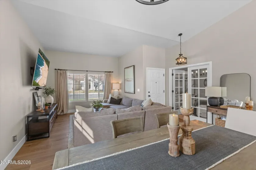 2790 Fairwood, Reno, Nevada 89502, 3 Bedrooms Bedrooms, ,2 BathroomsBathrooms,Residential,Residential,Fairwood,260002678