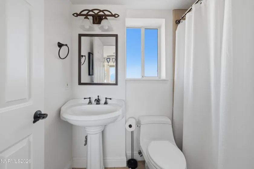 1717 Devon, Minden, Nevada 89423, 5 Bedrooms Bedrooms, ,7 BathroomsBathrooms,Residential,Residential,Devon,260002686