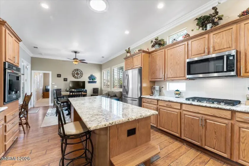 1750 Corleone, Sparks, Nevada 89434, 2 Bedrooms Bedrooms, ,3 BathroomsBathrooms,Residential,Residential,Corleone,260002688