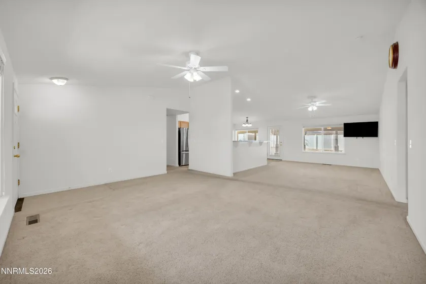 1382 White Bluffs, Fernley, Nevada 89408, 3 Bedrooms Bedrooms, ,2 BathroomsBathrooms,Residential,Residential,White Bluffs,260002679