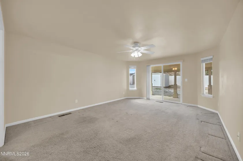 1382 White Bluffs, Fernley, Nevada 89408, 3 Bedrooms Bedrooms, ,2 BathroomsBathrooms,Residential,Residential,White Bluffs,260002679