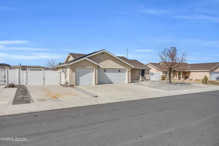 1382 White Bluffs, Fernley, Nevada 89408, 3 Bedrooms Bedrooms, ,2 BathroomsBathrooms,Residential,Residential,White Bluffs,260002679