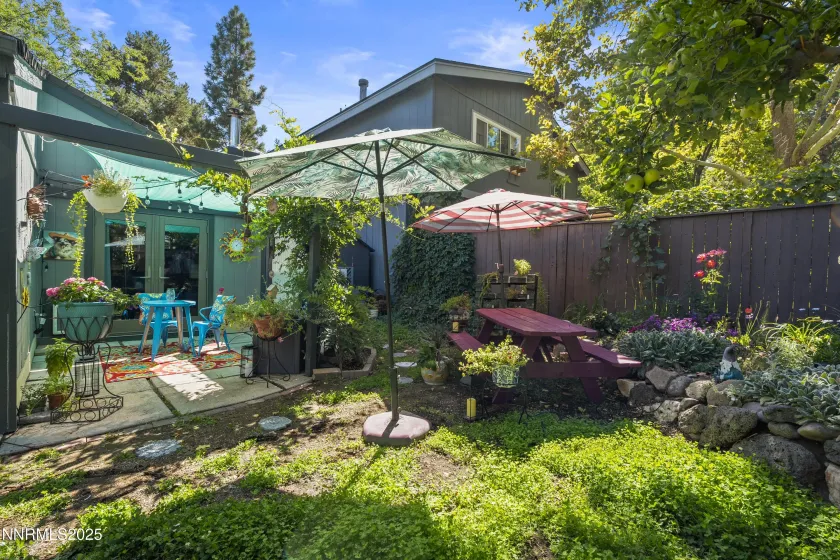 6435 Meadow Valley, Reno, Nevada 89519, 3 Bedrooms Bedrooms, ,2 BathroomsBathrooms,Residential,Residential,Meadow Valley,260002699